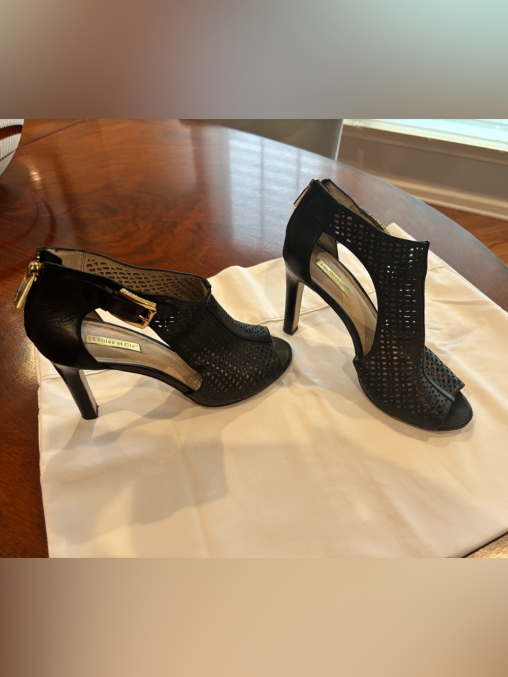 Louise et Cie Olivia 2 Black Perforated Peep-Toe Zip-Heels